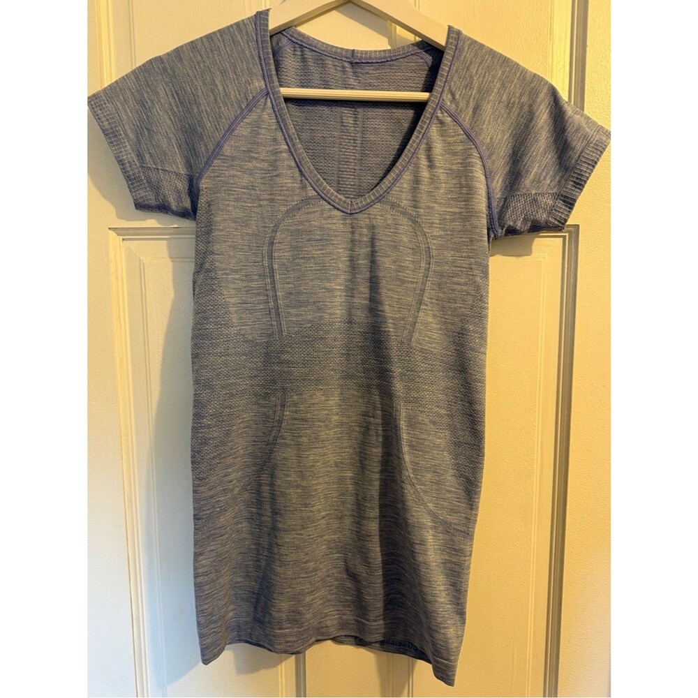 Lululemon Run: Swiftly Tech V Neck Heathered Lullaby